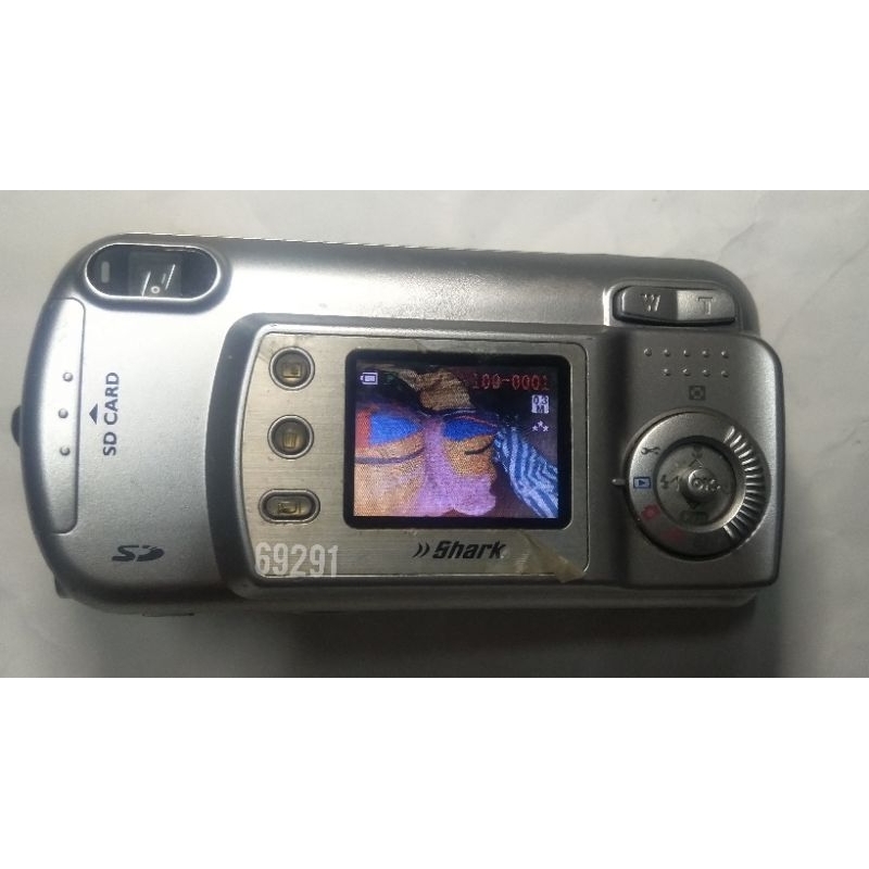 PREMIER數位相機~使用3號電池功能正常，數位相機，相機，攝影機~premier數位相機~可插SD記憶卡