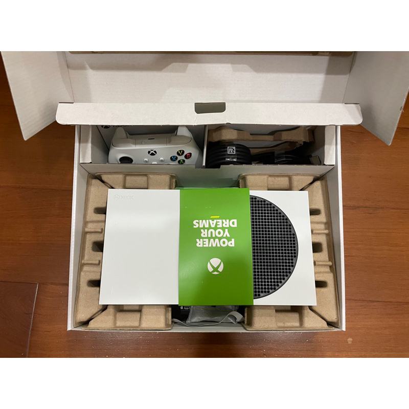 Xbox series S 512G 近全新 盒裝完整 線材未使用