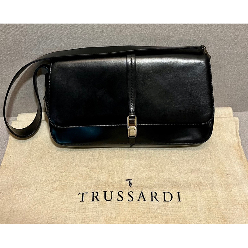 意大利製TRUSSARDI 精典真皮包（二手）