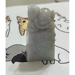 天然緬甸玉翡翠 白底飄淡綠印章翡翠 雕刻：長壽龜含義：長命百歲 48x23x14