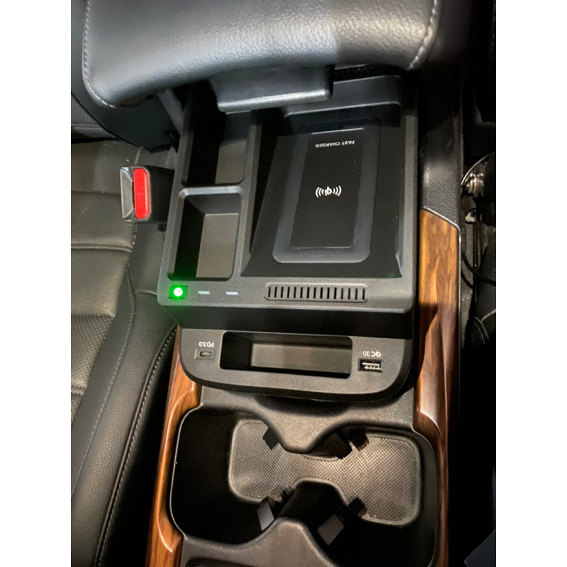 （全新品）本田 Honda CRV5 /5.5五代 無線充電 改裝 無線充電座