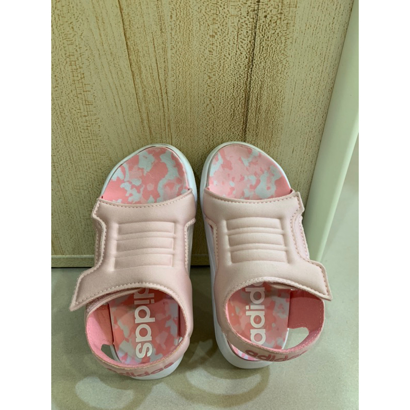 adidas 粉色兒童休閒涼鞋（二手）