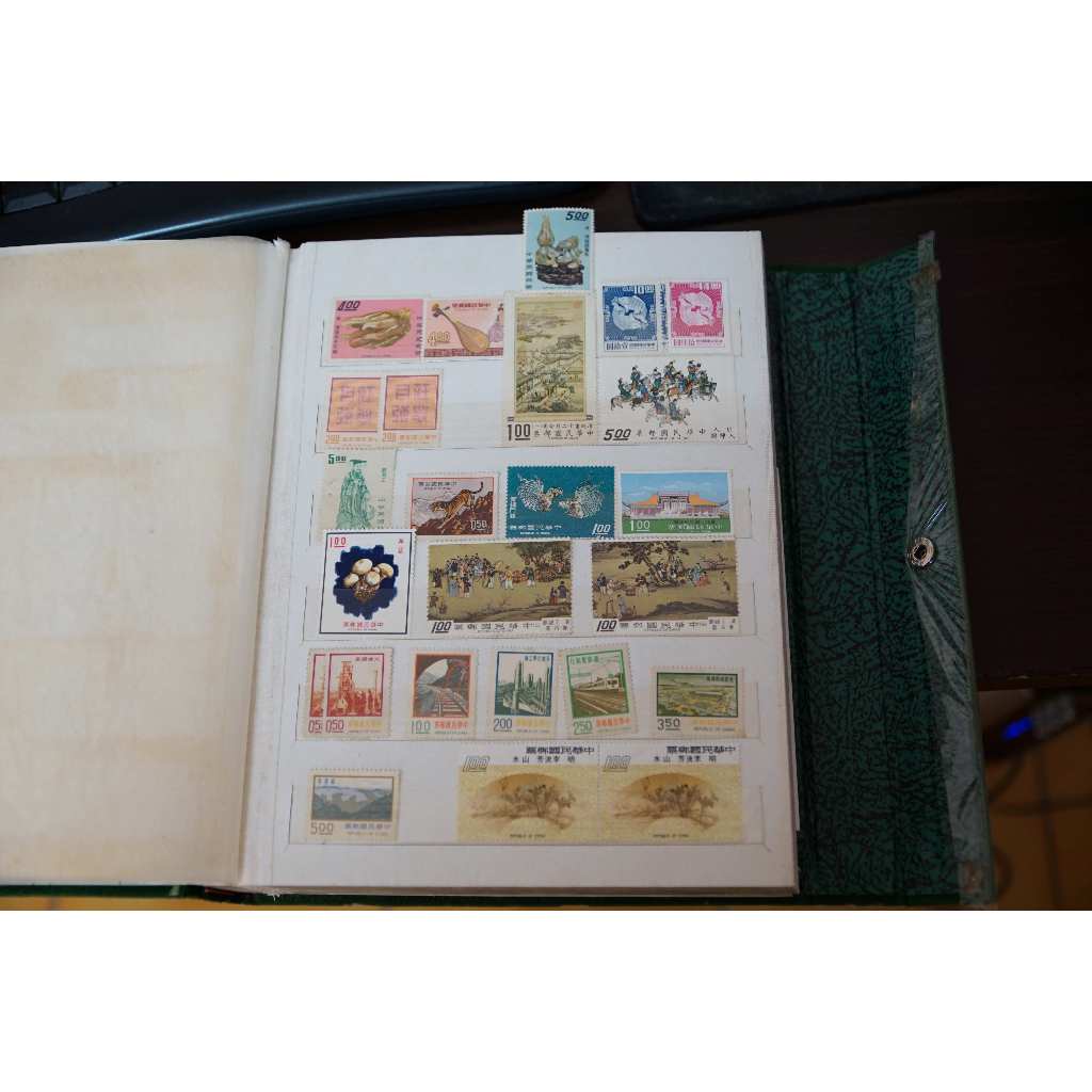 郵票 蓋過章戳的 民國70年代的郵票 共有近100組