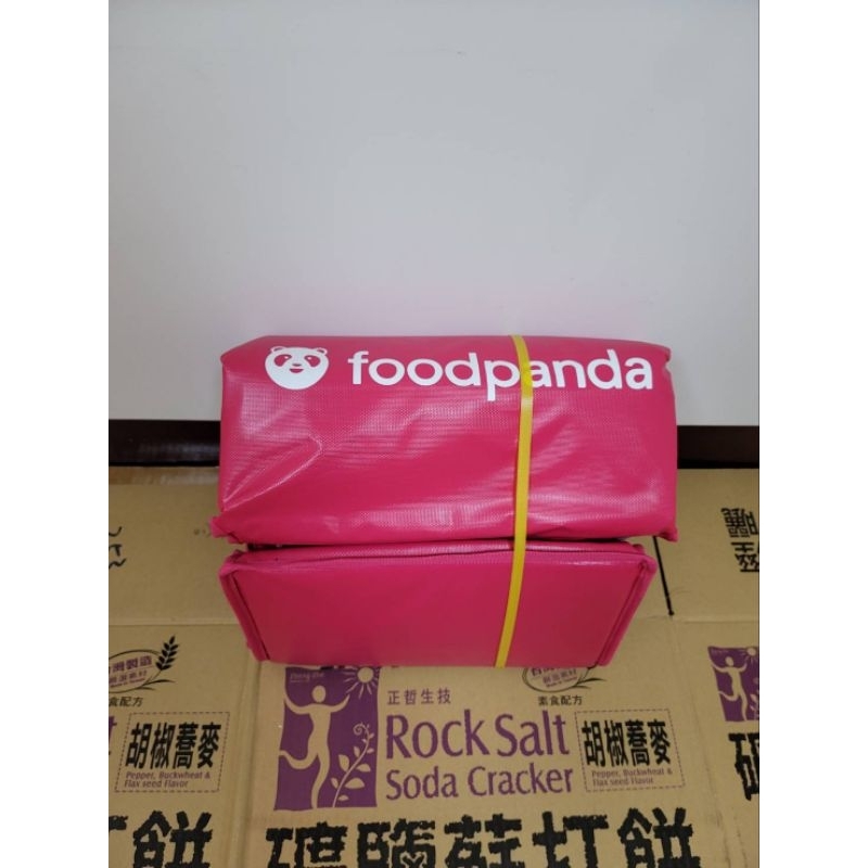 全新未拆高雄foodpanda熊貓6格保溫箱小箱