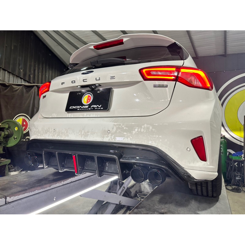 <預購安裝> 19-23 福特 Focus mk4-mk4.5 五門 專用 四出後下巴 後包