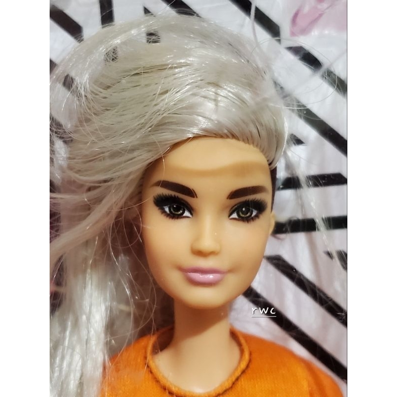 2018 美泰 芭比娃娃 時尚達人 #107 MATTEL BARBIE FASHIONISTAS orange