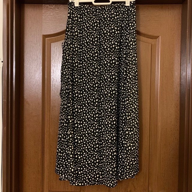 Uniqlo飄飄顯瘦綁帶不規則點點造型一片裙S號