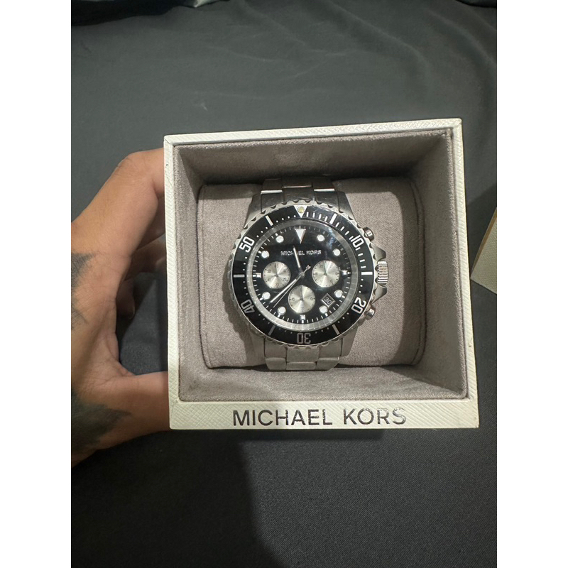 男《Michael Kors 型號MK8256 附原廠盒裝/保證書