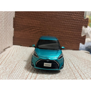 Toyota sienta 翎雀藍 1/30 日規原廠模型車 附展示盒