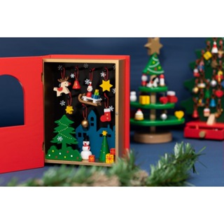 日本 MARK'S 2023 木製聖誕書 附裝飾品 裝飾小物 聖誕老人 雪人 聖誕樹 附盒 （附七個吊飾裝飾品)