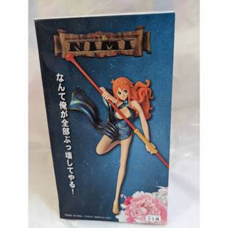 【娃娃機夾物】海賊王?娜美???模型確認.....不知名物品.......