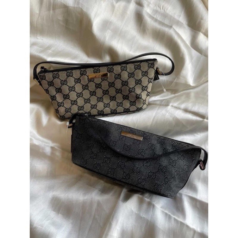 Gucci*二手精品*黑色*手拿包/水餃包*附送防塵袋*專櫃精品*lv*prada