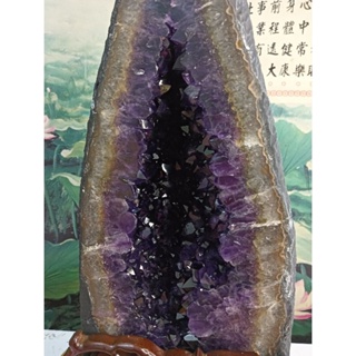 水晶~ esp級 水滴型 16.35公斤 ((烏拉圭艷紫色紫水晶洞)) 藏風 納氣.納財.聚財