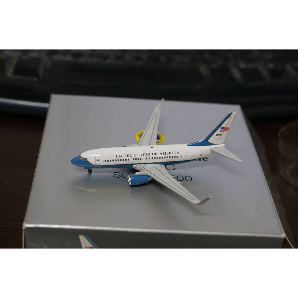 1:400 美國空軍 C-40C 運輸機 737-700BBJ 改裝 HOGAN製作