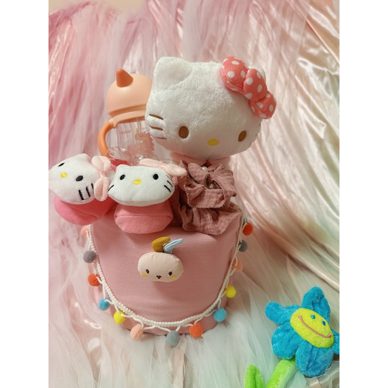 Hello kitty 尿布蛋糕  客製化 滿月禮 彌月禮 週歲禮 寶寶禮 生日禮物