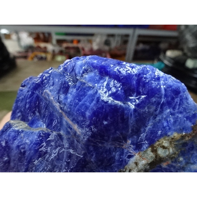 《藍金寶石玉石批發區》→〈原石系列〉→天然特優色南非藍寶石原礦〈1700公克→A7779
