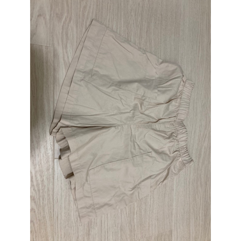 uniqlo兒童褲裙150cm  150元