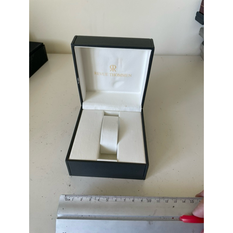原廠錶盒專賣店 REVUE THOMMEN 梭曼 錶盒 J016