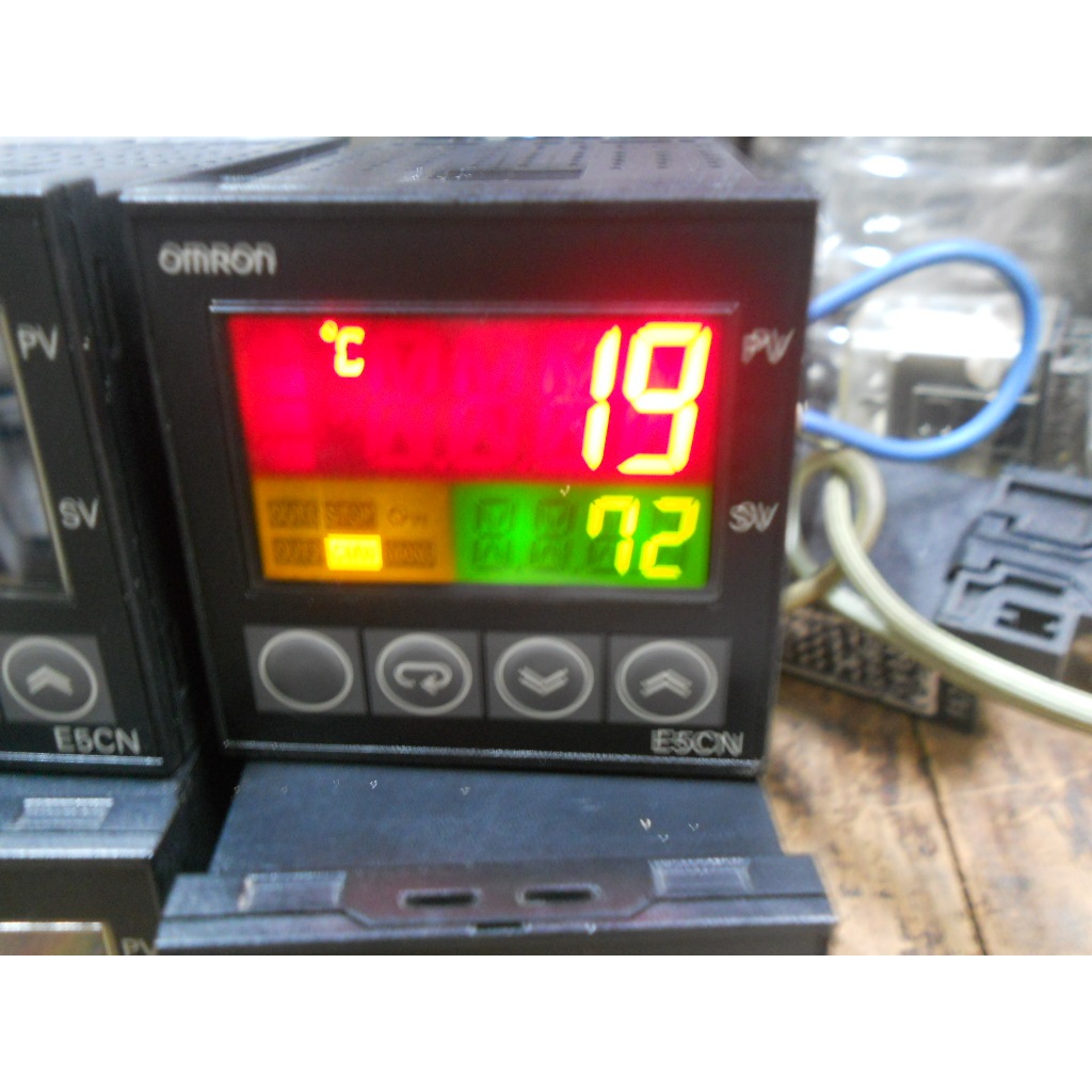 ONRON 溫控器 E5CN系列 E5CN-Q2MT-500 100-240VAC (D1-2)