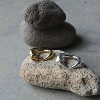 『代購』528-007 Soierie 造型戒指 Clarity coil ring (one color)
