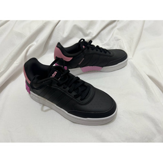 「 二手 / 近全新 」Adidas - 型號 GZ6789 女休閒鞋 黑/粉 配色 Black / Pink