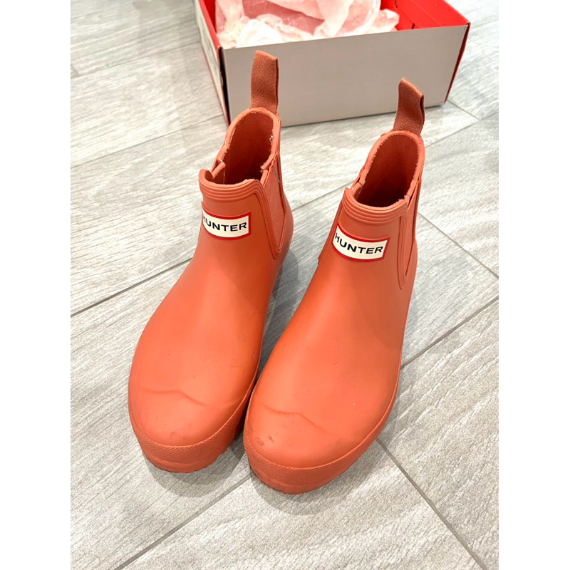 二手Hunter粉橘紅雨短靴