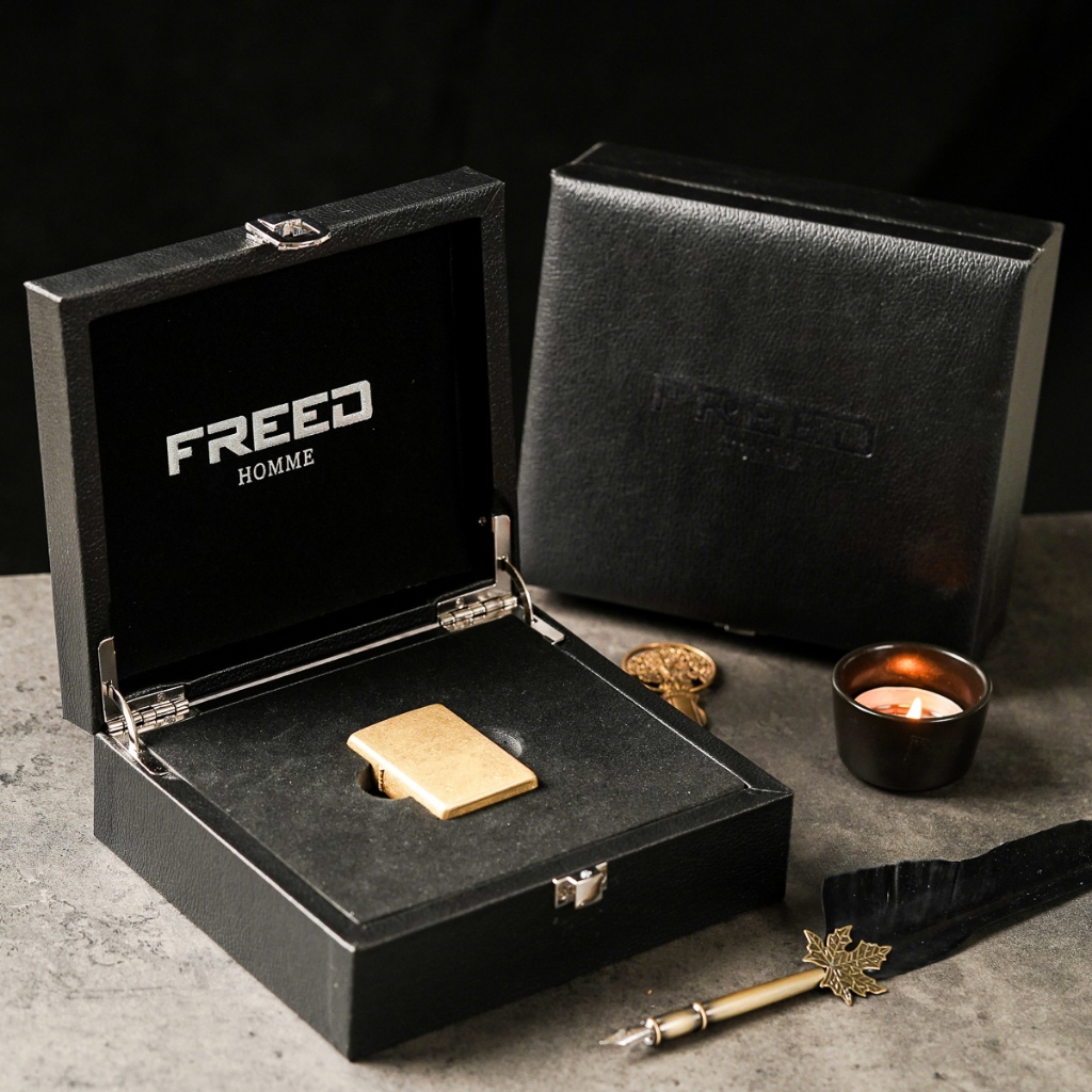 【FREED】銅殼金色滾花打火機 客製化禮物 刻字 男生禮物 皮質禮盒精裝
