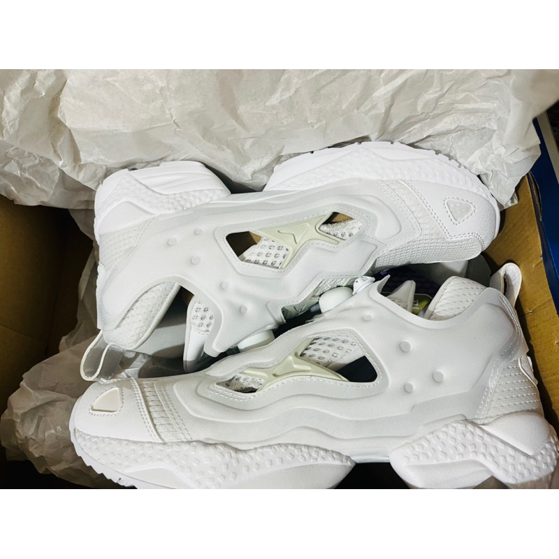 Reebok Instapump Fury 95 全白reebok pump fury 95 復古慢跑鞋 US9