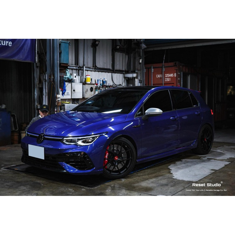 VOLKSWAGEN GOLF 8R BBS RI-D DURA 19” 杜拉鋁鍛造鋁圈