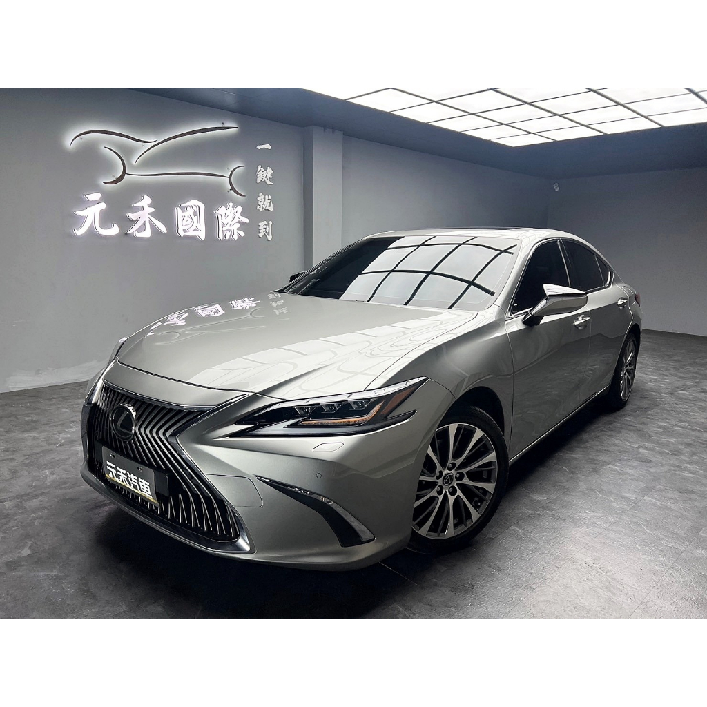 『二手車 中古車買賣』2020 Lexus Es250 頂級版 實價刊登:116.8萬(可小議)