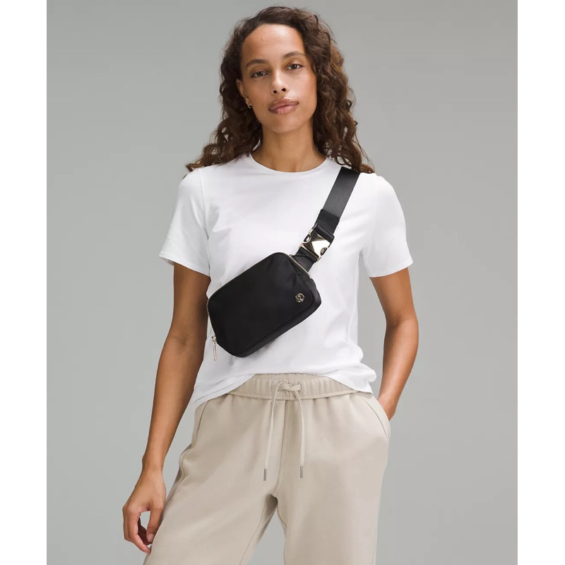[北美購物日記] 預購Lululemon belt bag 金屬扣版lululemon腰包1 L 新色上架