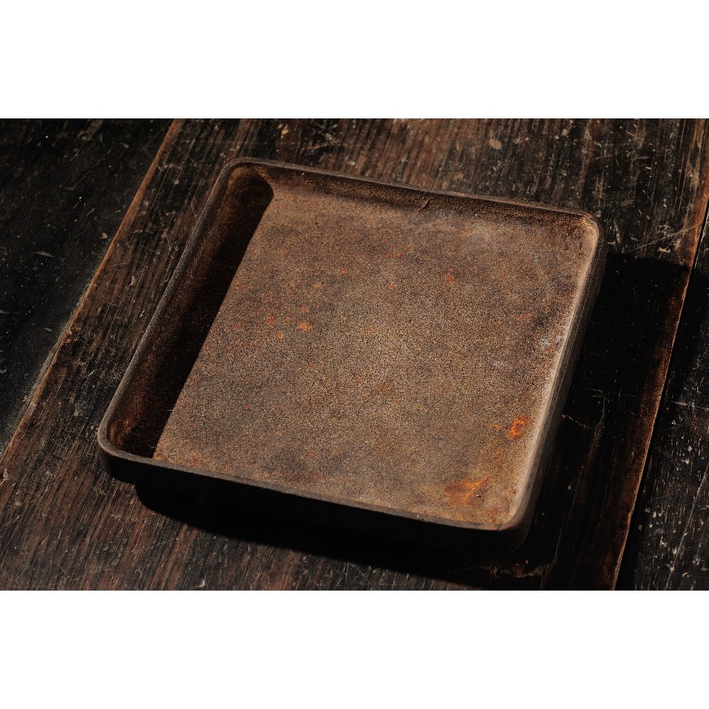 早期正方形黑鐵盤 早期方形鑄鐵盤 老方形黑鐵盤 舊方形鑄鐵盤 黑鐵盤 鑄鐵盤