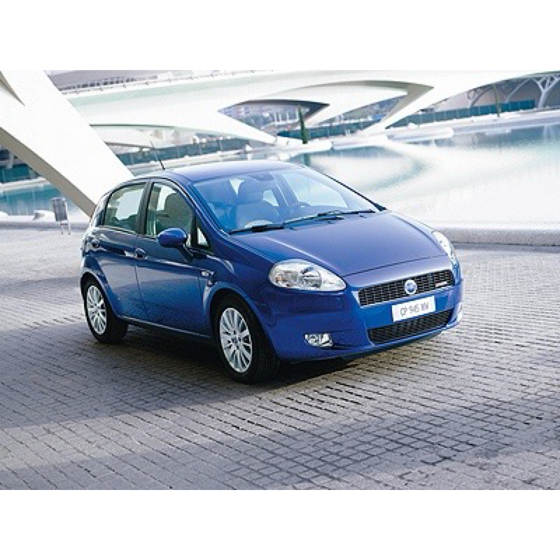 fiat grande punto 1.4 二手原廠右大燈