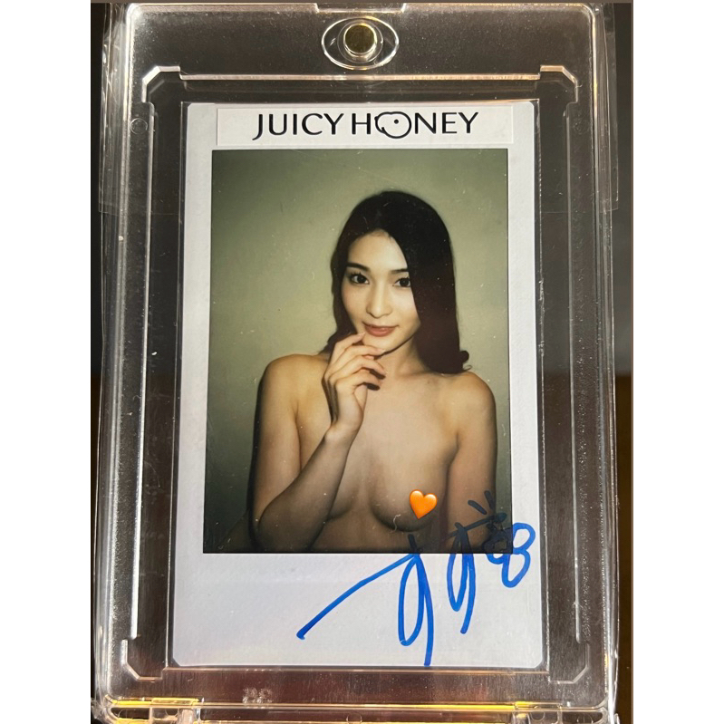 Juicy Honey 2023 Luxury【本庄鈴】1of1上空露點 親筆簽名 拍立得 23LX-0019