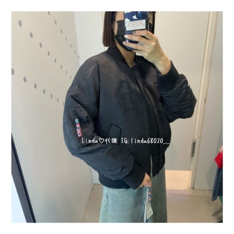 Linda❤️代購 Adidas STLE PAD JKT 女款 黑色 新年 CNY 閒龍年 飛行外套 IX4219