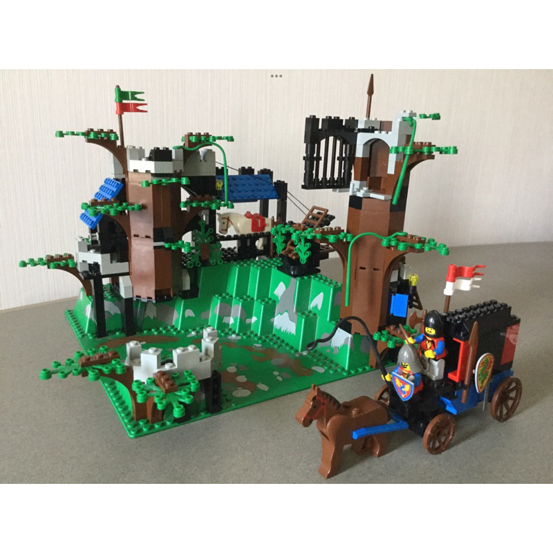 LEGO樂高經典絕版城堡羅賓漢系列6079 Dark Forest Fortress鹿族森林要塞二手美品