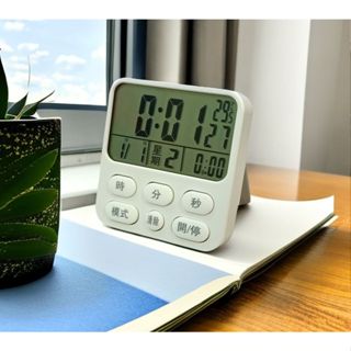 【雜貨鋪】附電池 大音量 可磁吸 萬年曆電子鐘 正倒計時器 時鐘 鬧鐘 桌鐘 廚房計時鐘 溫度鐘 931