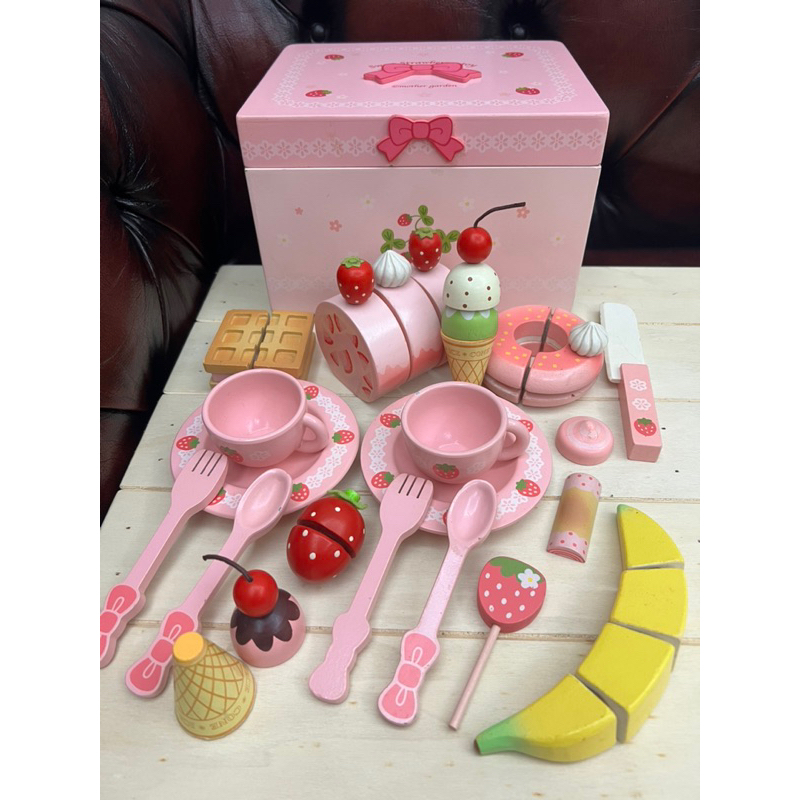 日本Mother garden Sweet Strawberry toy 野草莓蜜糖 野餐玩具組 二手8成新