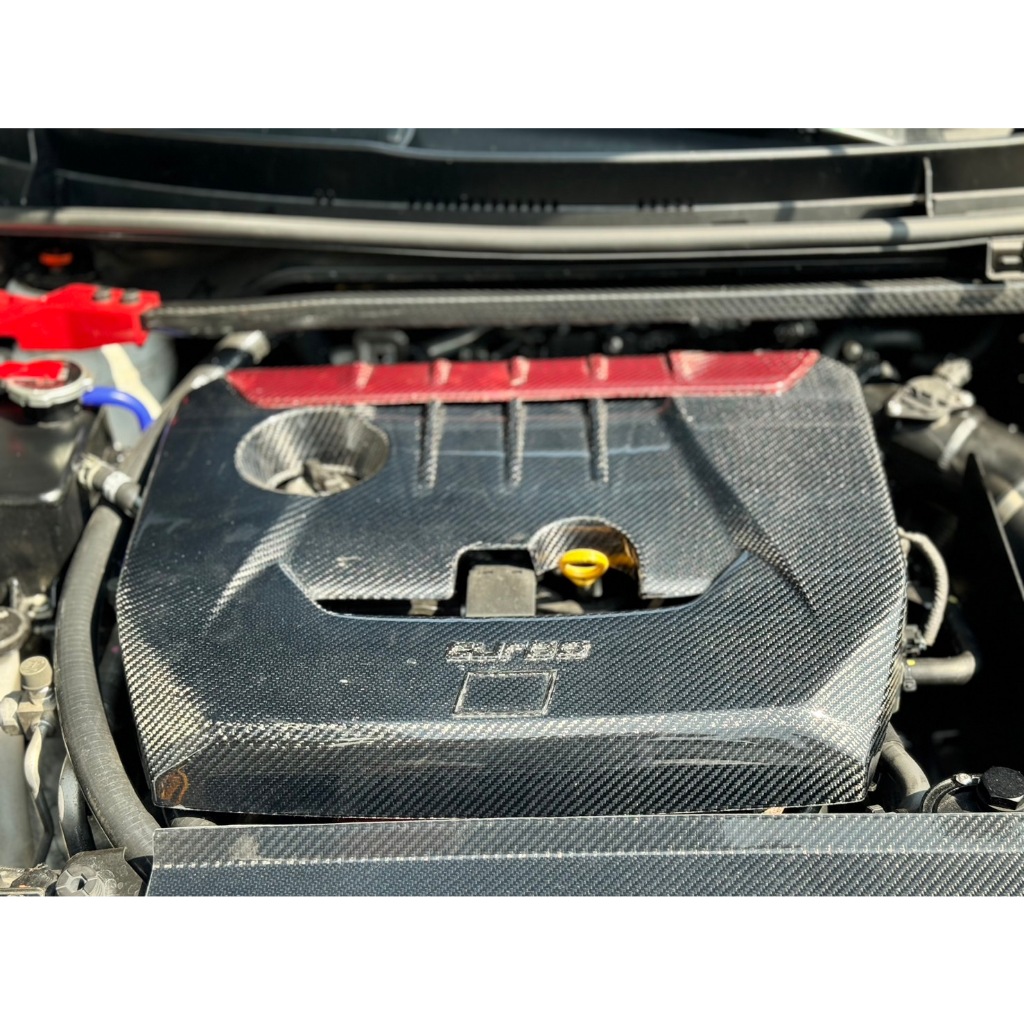 Toyota 豐田 Yaris GR GXPA16 碳纖維引擎蓋/引擎室內蓋