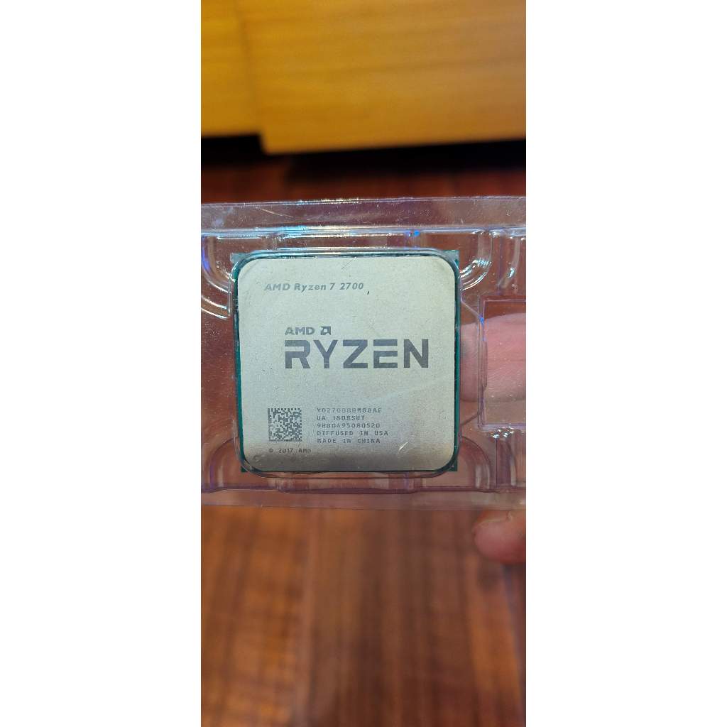 賣AMD CPU R7 RYZEN 7 2700含風扇