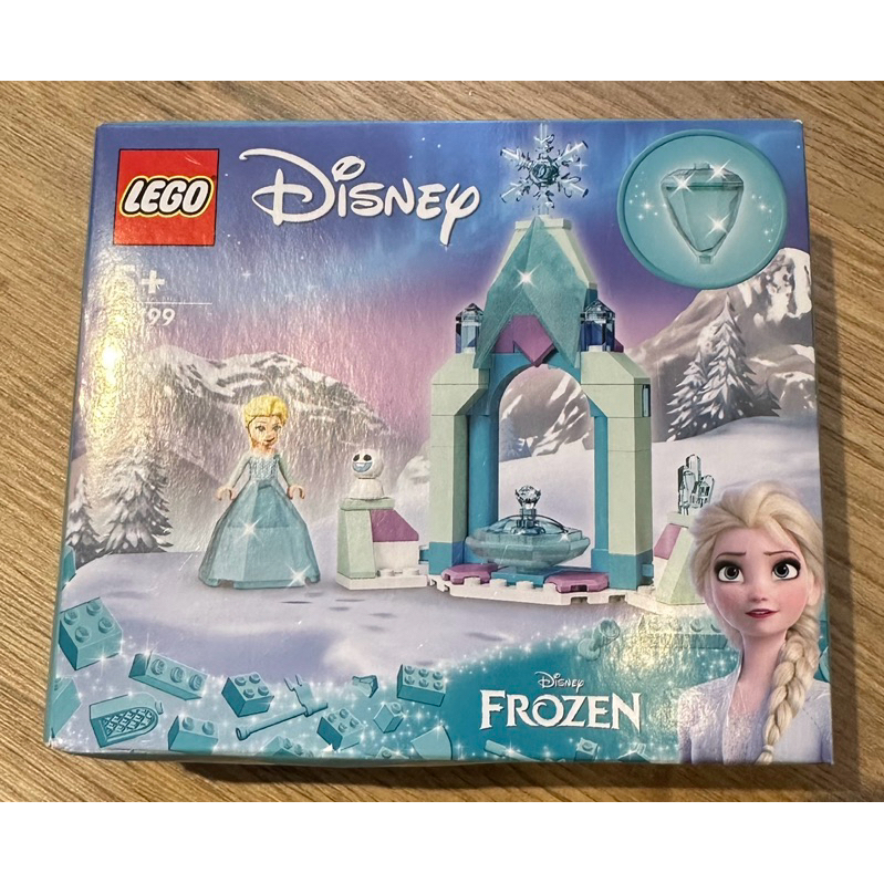 《狂樂玩具屋》 LEGO 43199 冰雪奇緣-艾莎的城堡庭院