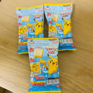 日本 進口 萬代 BANDAI 😃臺灣現貨❤️ 正版 蠟筆小新 沐浴球 泡澡球 內附贈品貼紙 寶可夢 皮卡丘 神奇寶