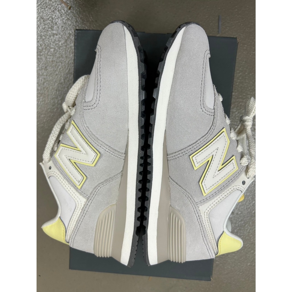 【零碼福利品出清】NEW BALANCE 574系列-US7 復古鞋 女款 灰黃色-WL574QD-1