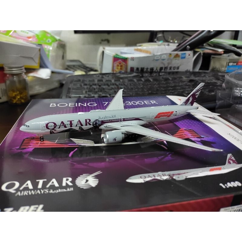 1:400 卡達航空 QATAR AIRWAYS F1彩繪 777-300ER A7-BEL Phoenix製作
