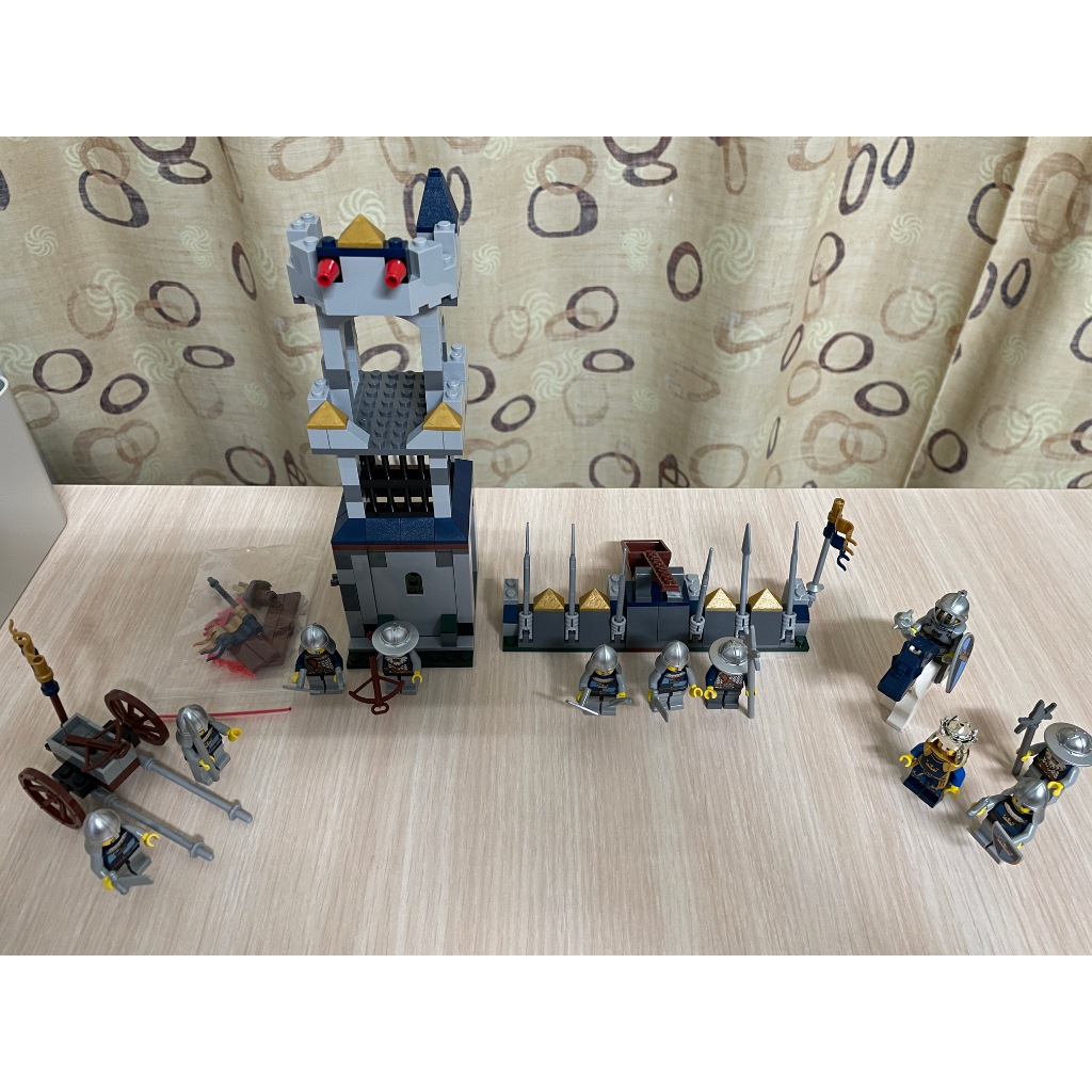 LEGO 7037 7038 7041 7097 樂高 玩具 積木 人偶 城堡系列 皇冠士兵 騎士 國王