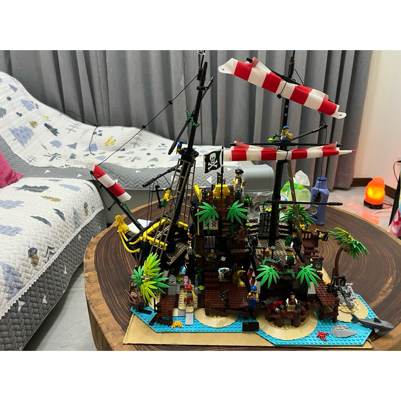Lego 已組21322 梭魚灣海盜灣（限台中后里面交)