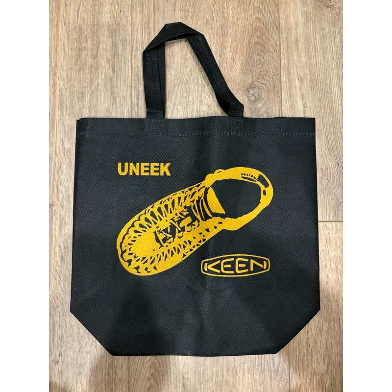 ［全新］KEEN UNEEK 黑色不織布手提袋