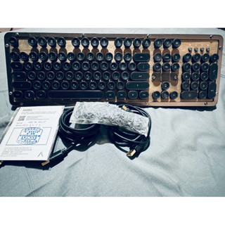 😓售出 AZIO CLASSIC 核桃木復古打字機鍵盤