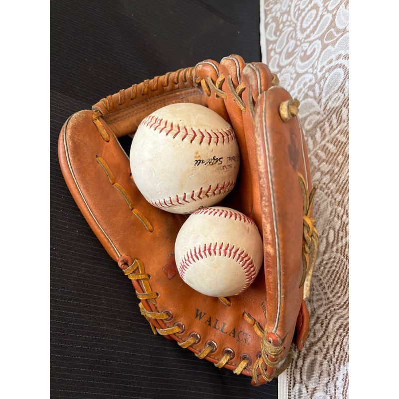 棒球手套🧤二手老物品加2粒球合售