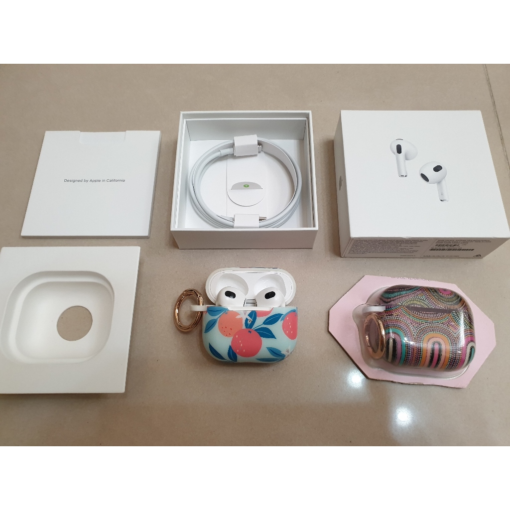 AirPods 3 A2564 搭配 MagSafe 無線充電盒 第3代 藍芽耳機 入耳式 原廠公司貨 可面交